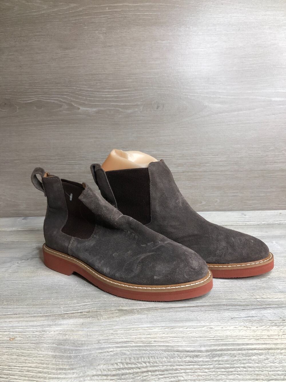 GH BASS - WOMEN’S - US 6 / 6.5 B - CHELSEA SUEDE BOOT - Brown **Read Description